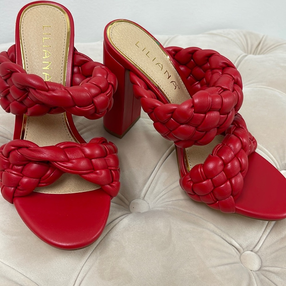 High heels sandals
